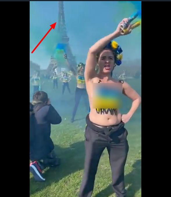 পুতিনের বিরুদ্ধে ইউক্রেনের রাস্তায় চললো অর্ধনগ্ন নারীদের প্রতিবাদ image 3