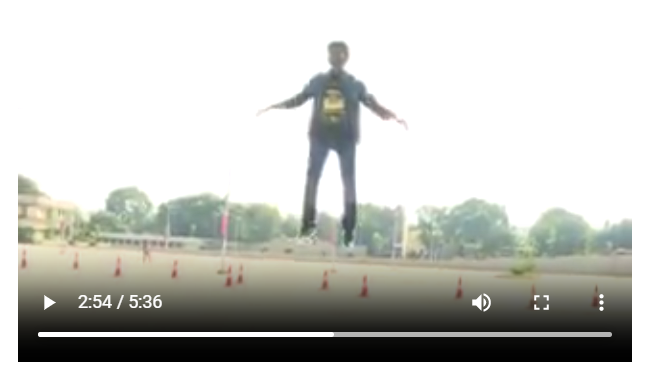 Fact Check: योगविद्या आणि साधनेच्या जोरावर तो आकाशात उडतो? व्हायरल दावे अर्धसत्य असल्याचे उघड 