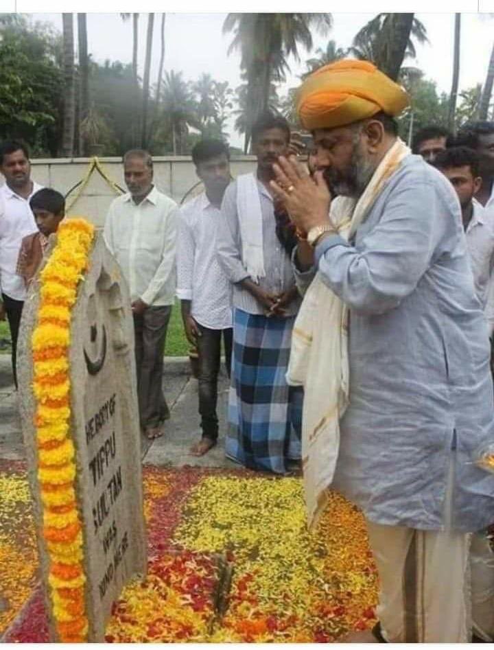 Fact Check: कर्नाटकाच्या उपमुख्यमंत्रीपदाची शपथ घेण्यापूर्वी डी. के. शिवकुमारांनी घेतले टिपू सुलतानच्या समाधीचे दर्शन? खोटा आहे हा दावा