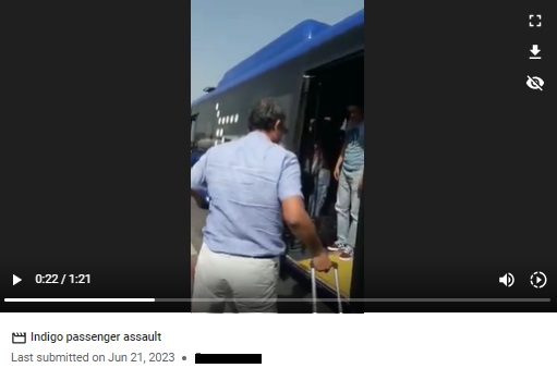 A 2017 video of IndiGo staffers manhandling a passenger has gone viral with users falsely claiming it to be of a recent incident.
