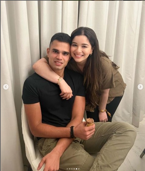 शुभमन गिलचा सारा तेंडुलकरसोबतचा व्हायरल फोटो डॉक्टर्ड असल्याचे उघड