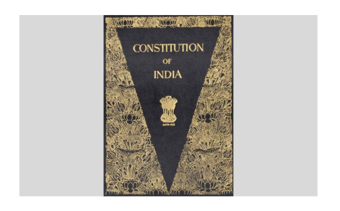 Fact Check: ರಾಹುಲ್ ಗಾಂಧಿ ತಮ್ಮ ಕಾರ್ಯಕ್ರಮಕ್ಕೆ ಚೀನಾದ ಸಂವಿಧಾನ ಕೊಂಡೊಯ್ಯುತ್ತಾರೆಯೇ? ಸತ್ಯ ಇಲ್ಲಿದೆ